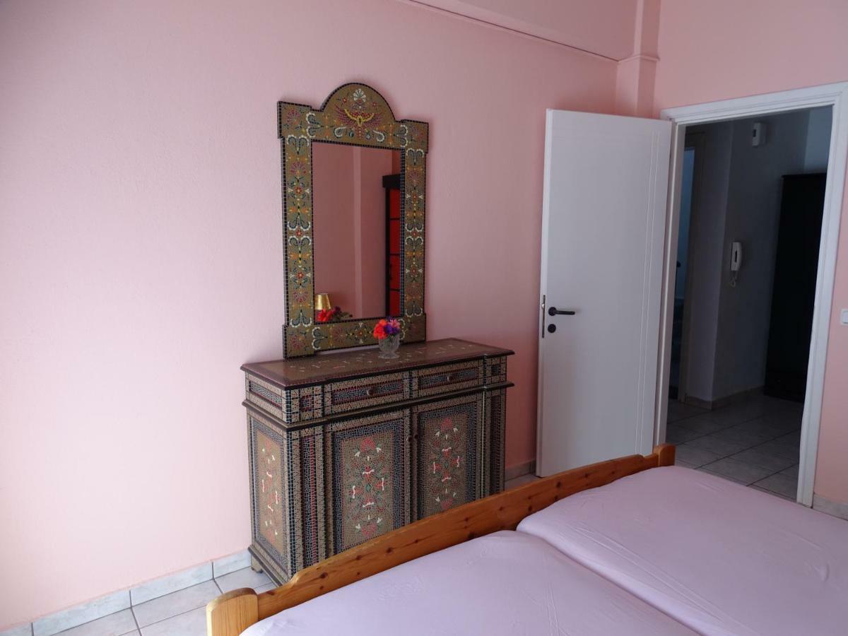 Socrates Apartments Olympiakí Aktí Esterno foto